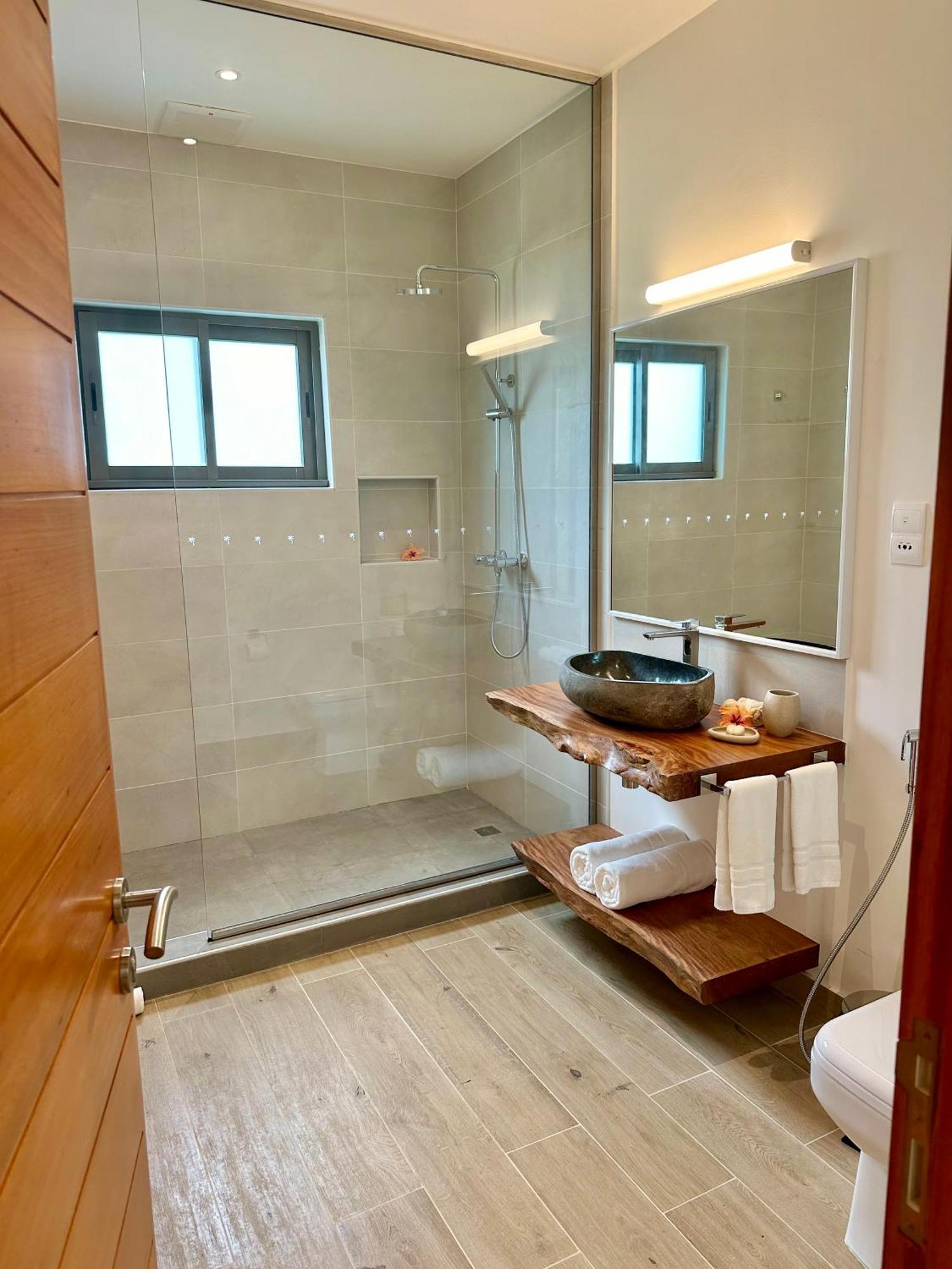 Pineapple Beach Villas Baie Lazare  Екстериор снимка
