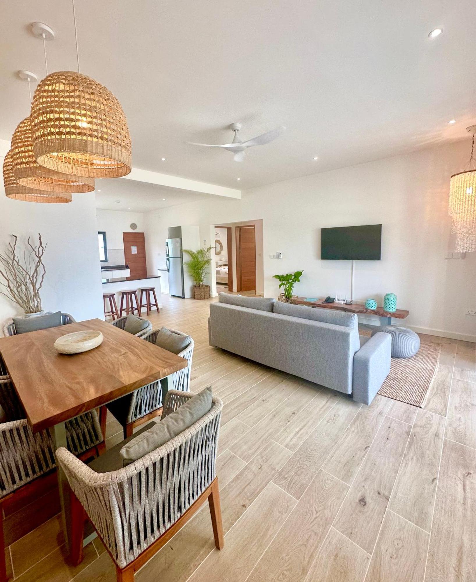 Pineapple Beach Villas Baie Lazare  Екстериор снимка